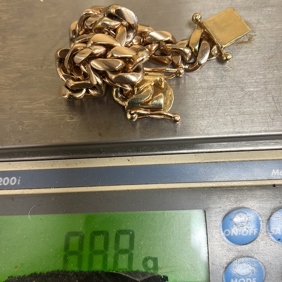 Cuban 10K Solid Gold Bracelet - Picture 5 of 5